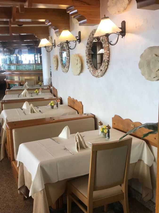 Hotel Corallo Lignano Sabbiadoro Exterior photo